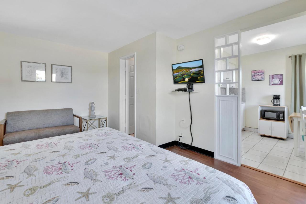 Seahorse Guesthouse Pompano Beach Esterno foto