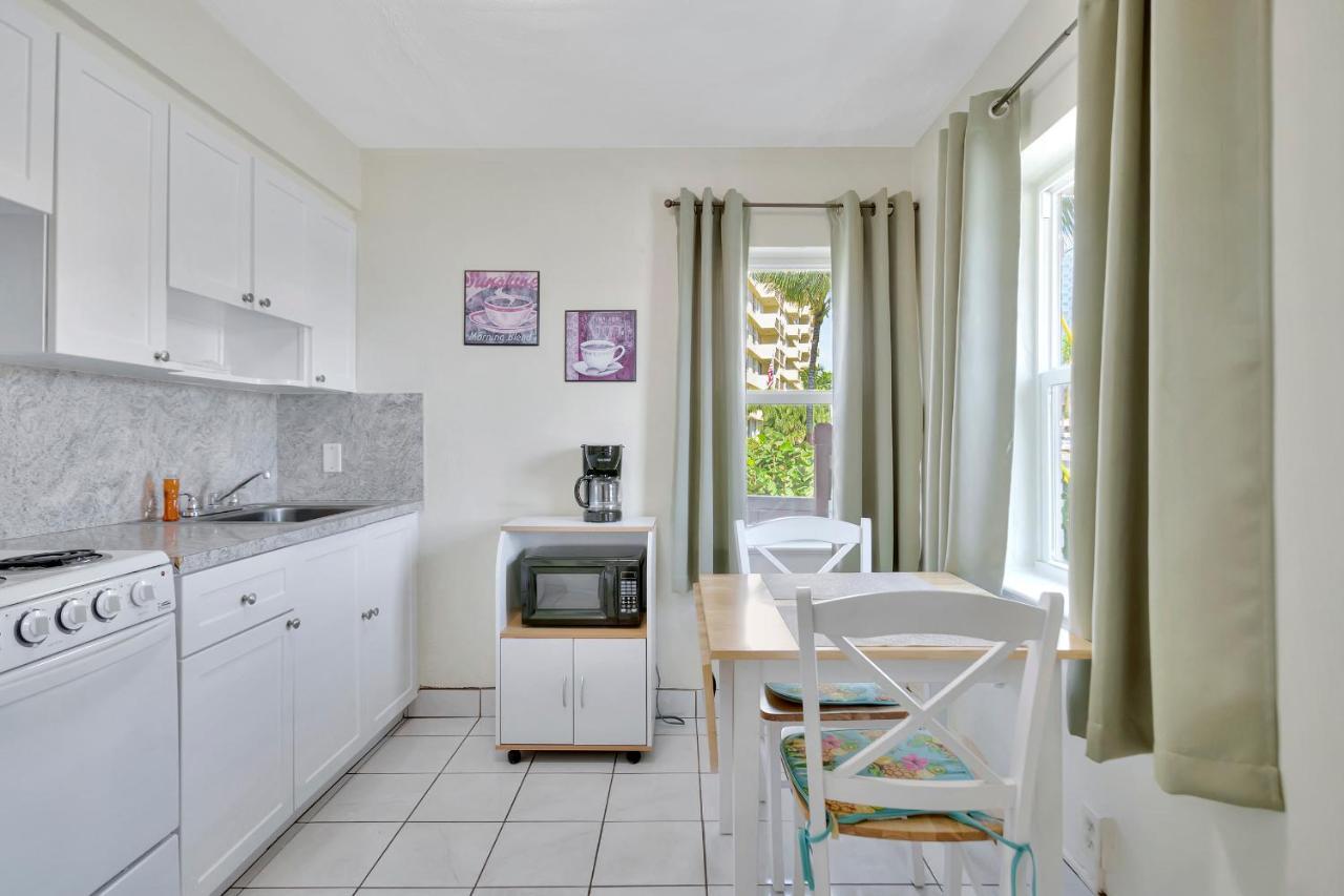 Seahorse Guesthouse Pompano Beach Esterno foto