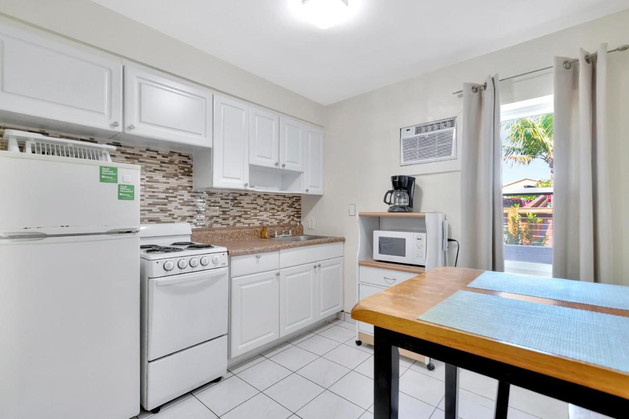 Seahorse Guesthouse Pompano Beach Esterno foto